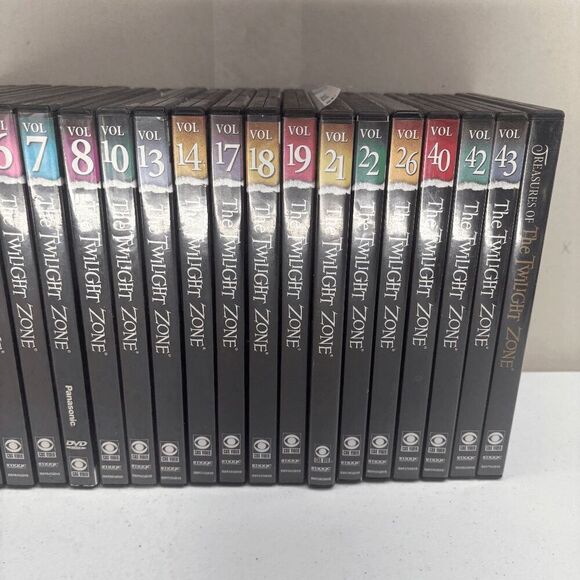 The Twilight Zone DVDs 20 Vol 1 2 3 4 6 7 8 10 13 14 17 18 19 21 22 26 40 42 43 - Picture 3 of 6